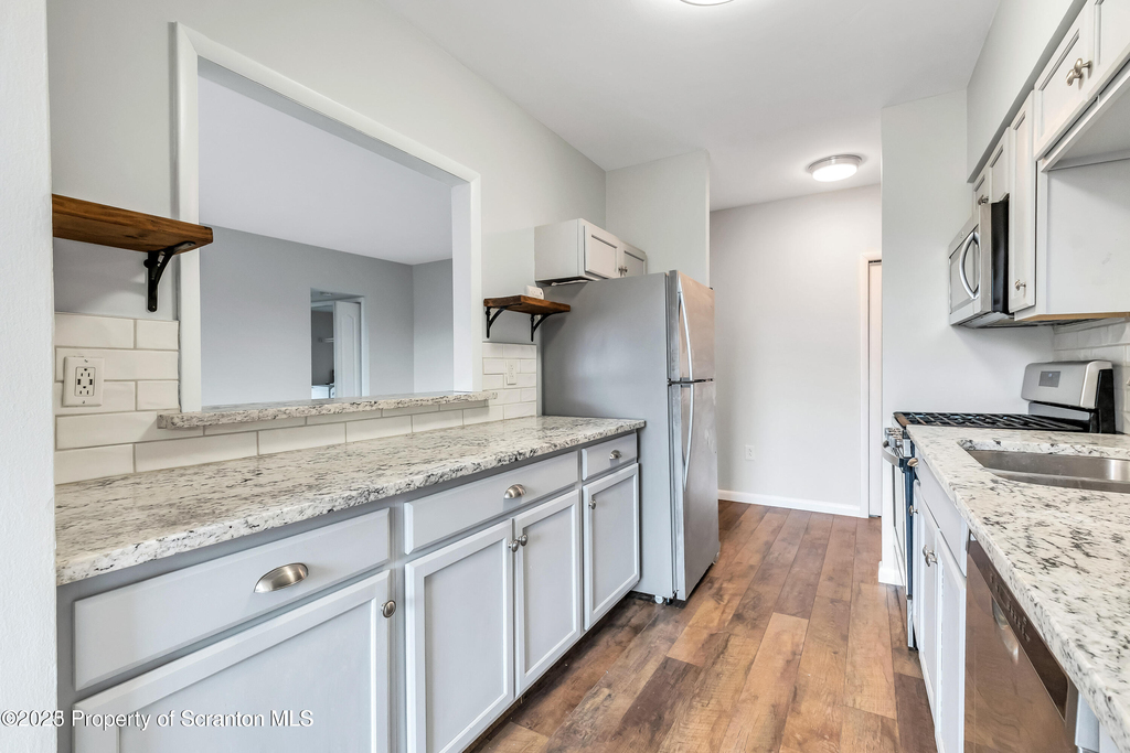 1711 Summit Pointe - Photo 3