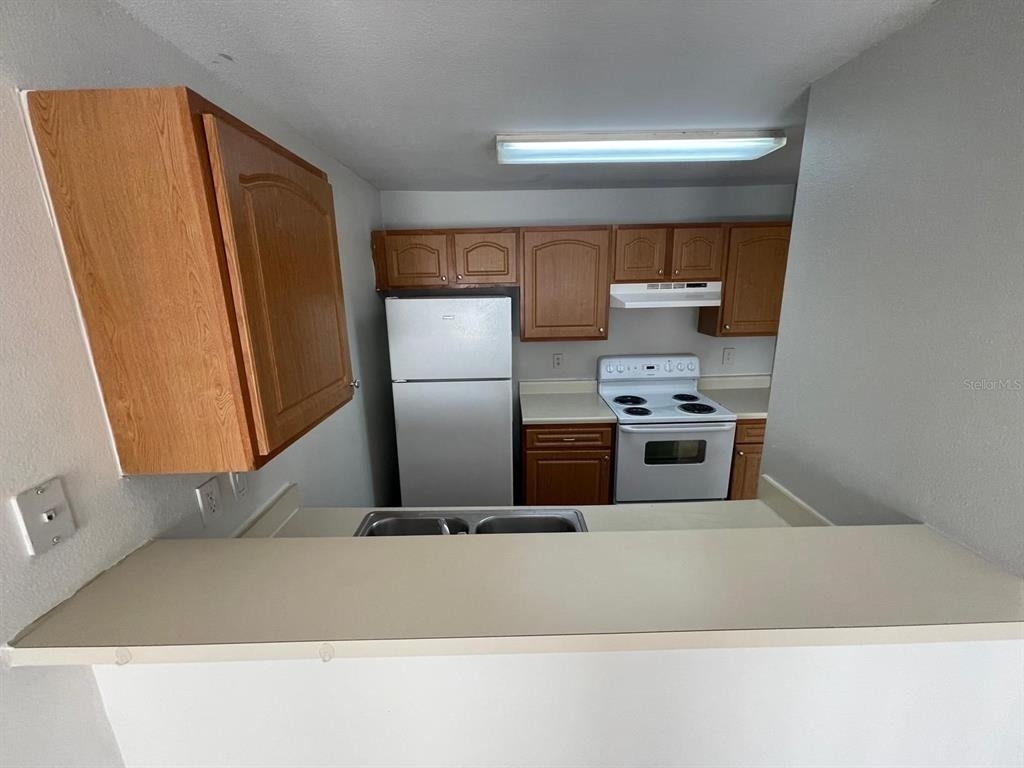 4708 Walden Circle - Photo 6