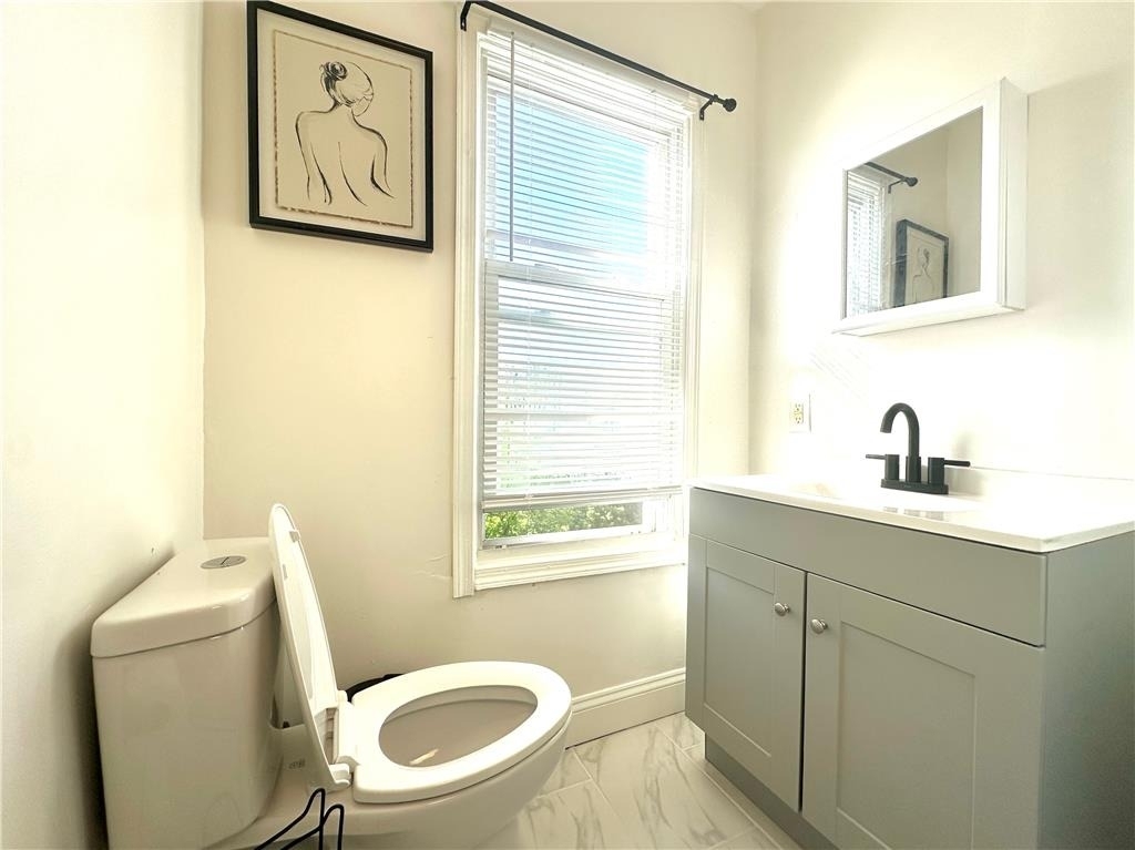 171 W Ridge Street - Photo 4