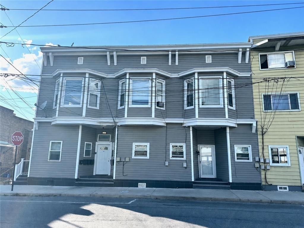 171 W Ridge Street - Photo 0