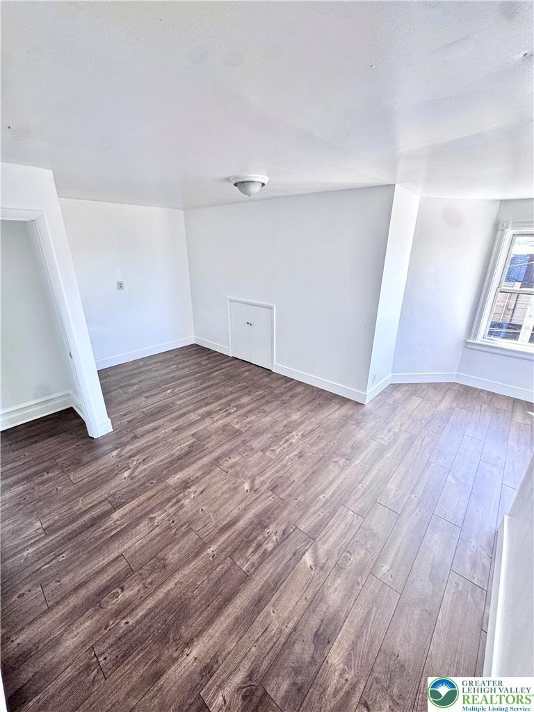 535 W Tilghman Street - Photo 17