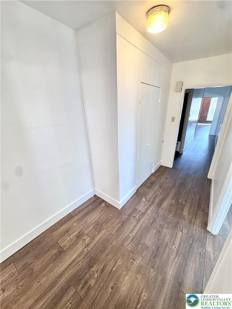 535 W Tilghman Street - Photo 11