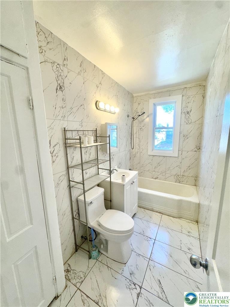 535 W Tilghman Street - Photo 6