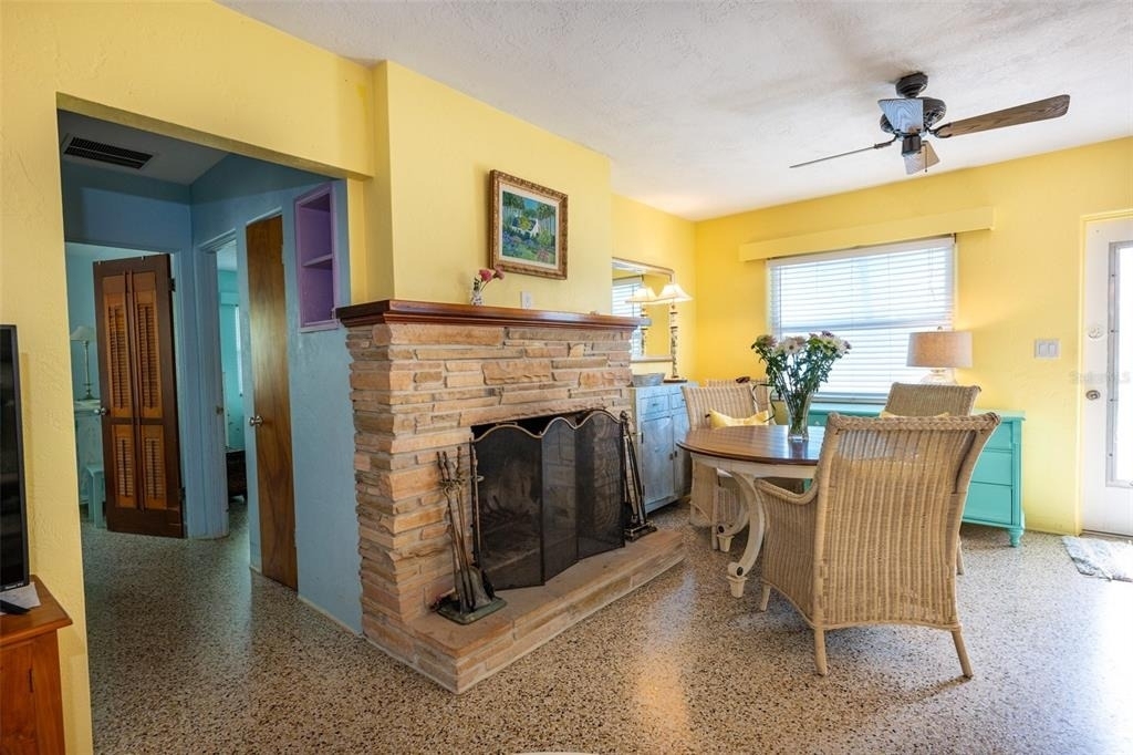705 N Peninsula Avenue - Photo 10
