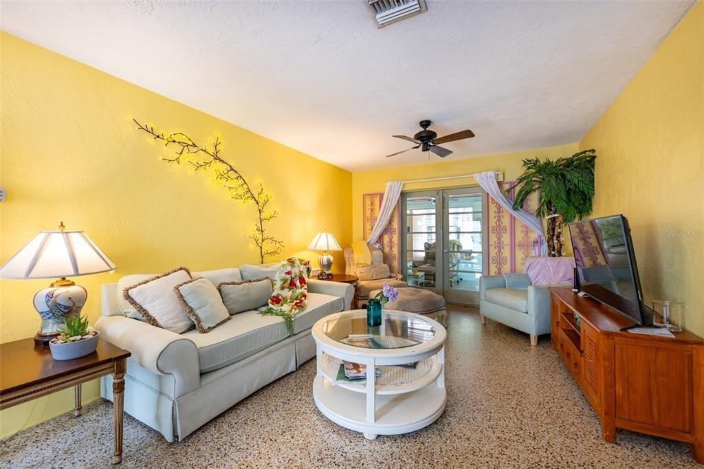 705 N Peninsula Avenue - Photo 9