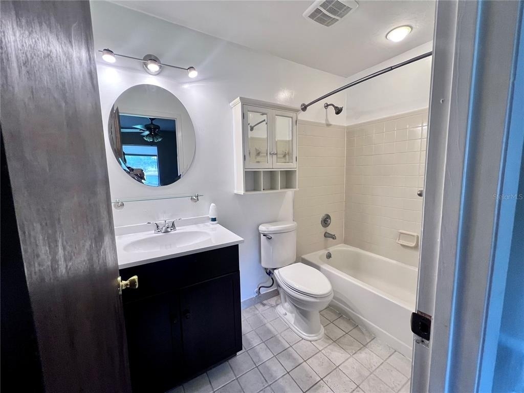 2735 Sw 35th Place - Photo 6