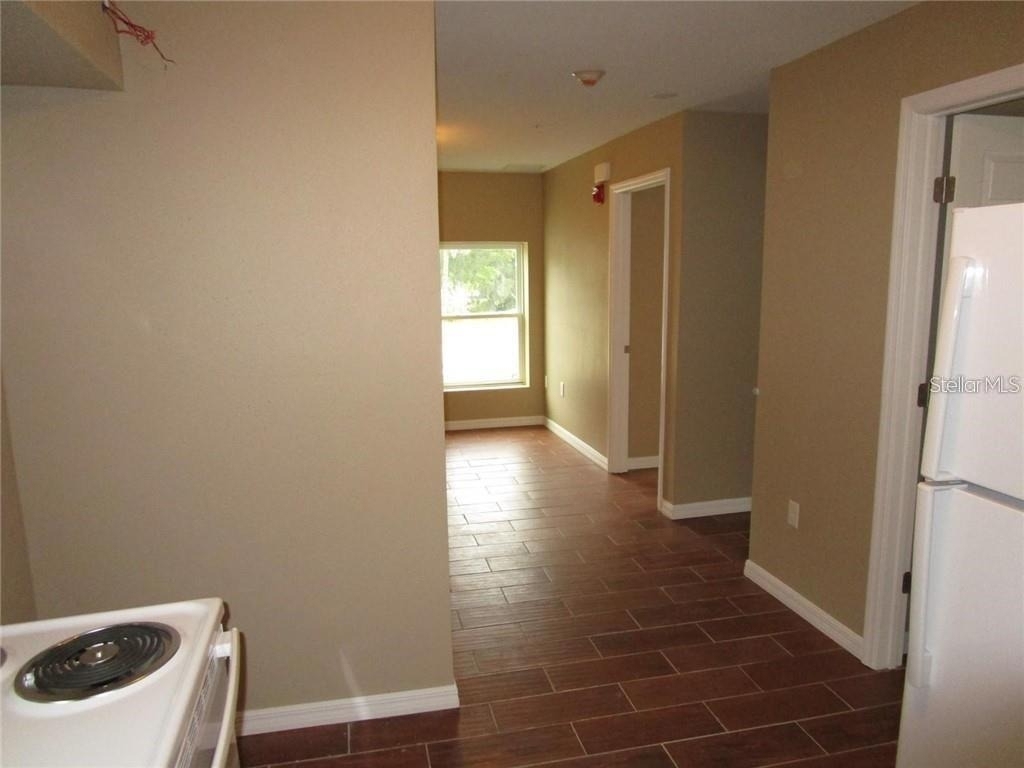1002 E Mcdonald Avenue - Photo 5