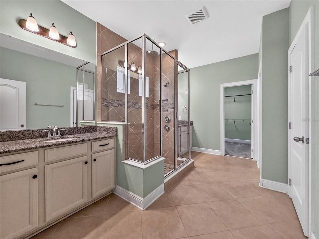 2062 Redbay Avenue - Photo 17