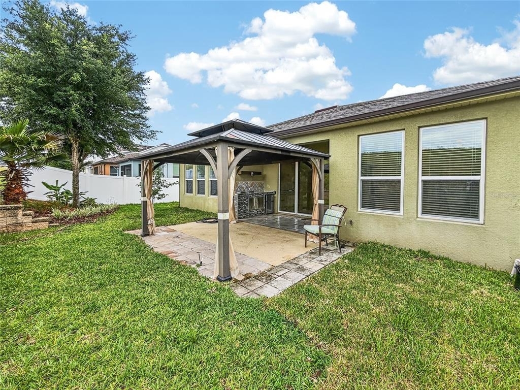 2062 Redbay Avenue - Photo 36