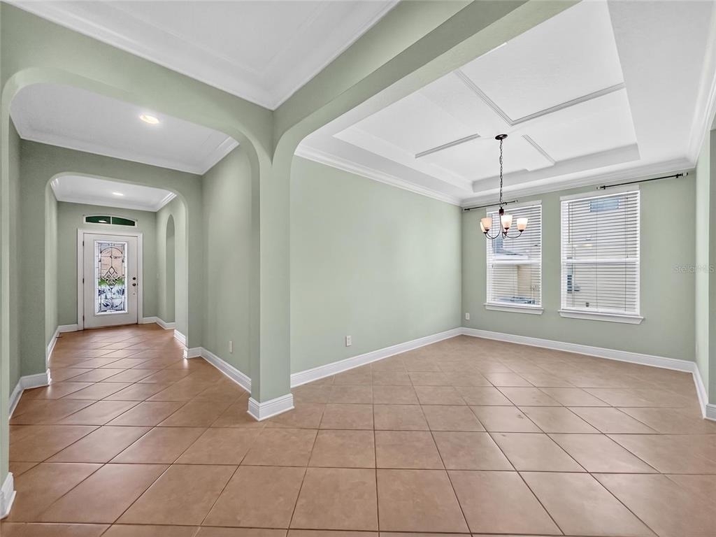 2062 Redbay Avenue - Photo 3