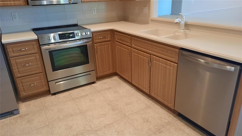 1315 Elli Circle - Photo 14