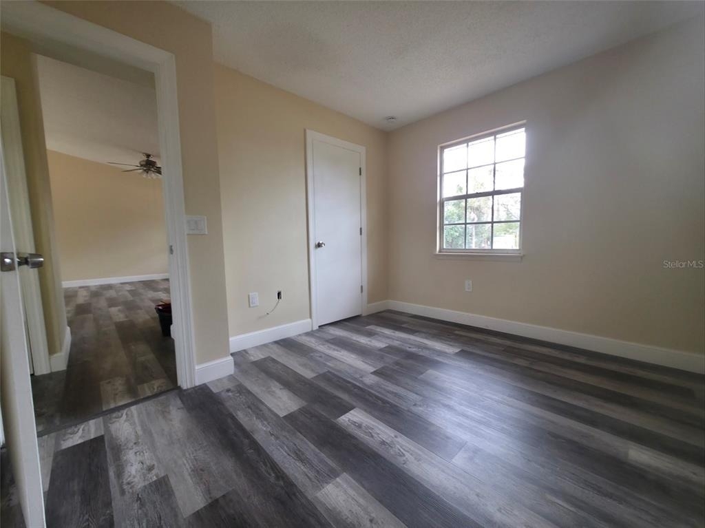 12091 Crossgate Avenue - Photo 9