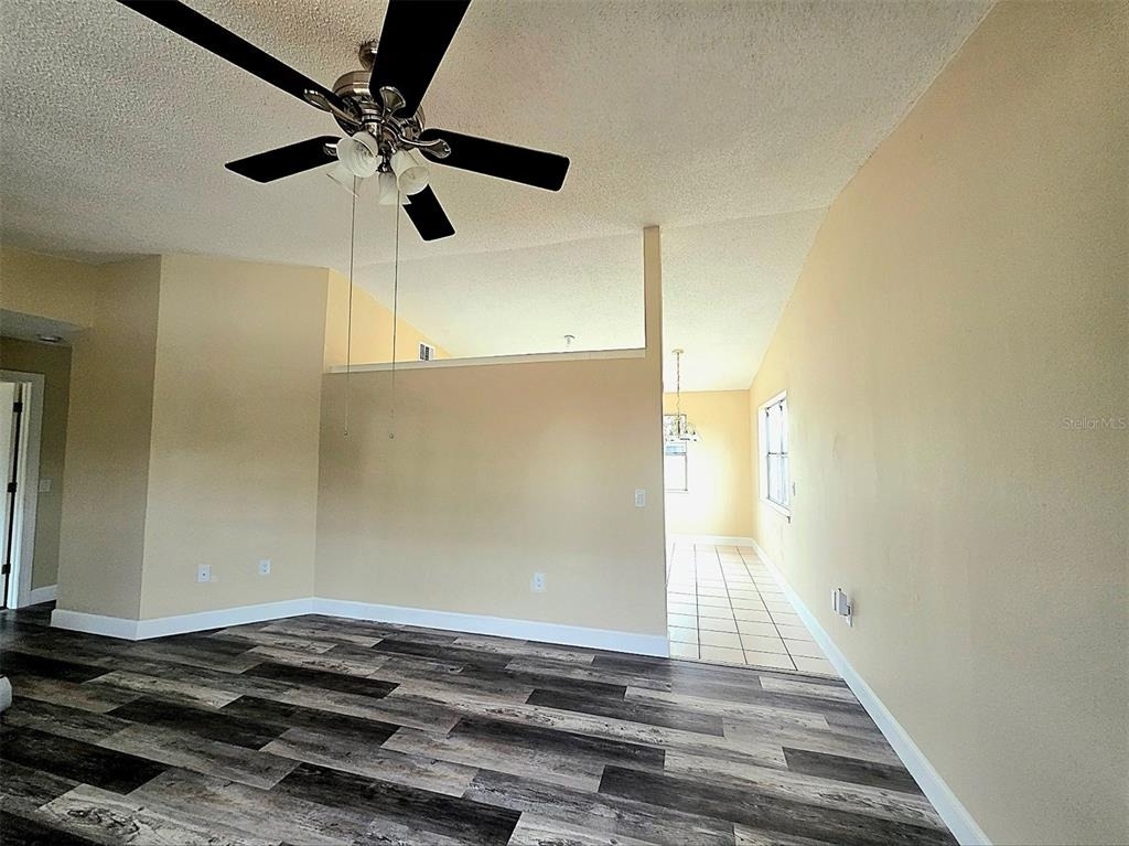 12091 Crossgate Avenue - Photo 4