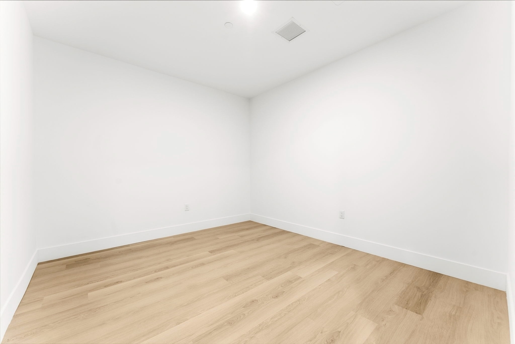 55 Broad Street - Photo 5