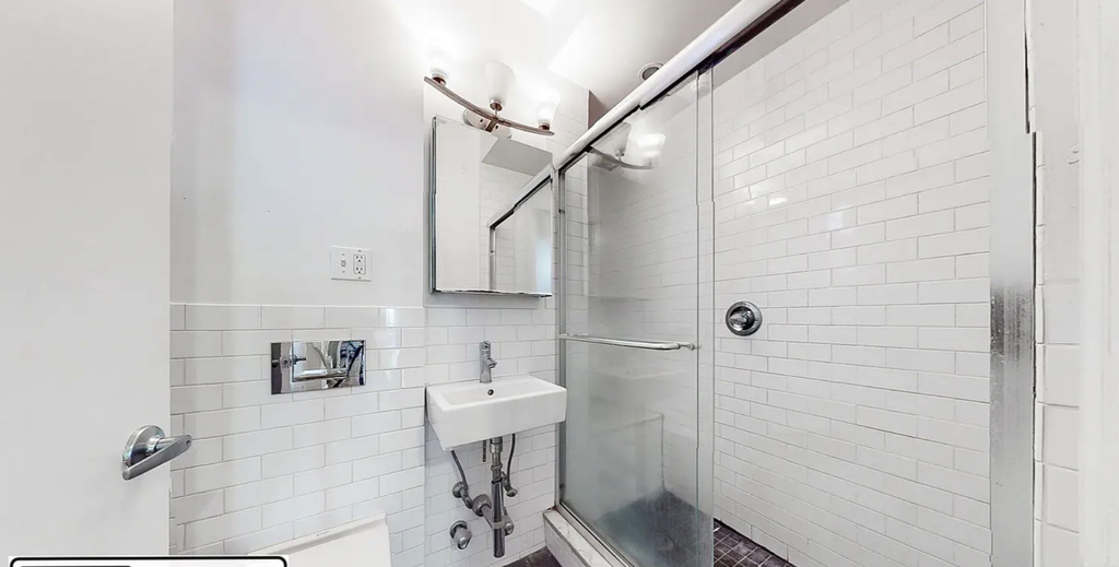 Copy of 427 East 73rd Street, Unit 5c - Photo 3