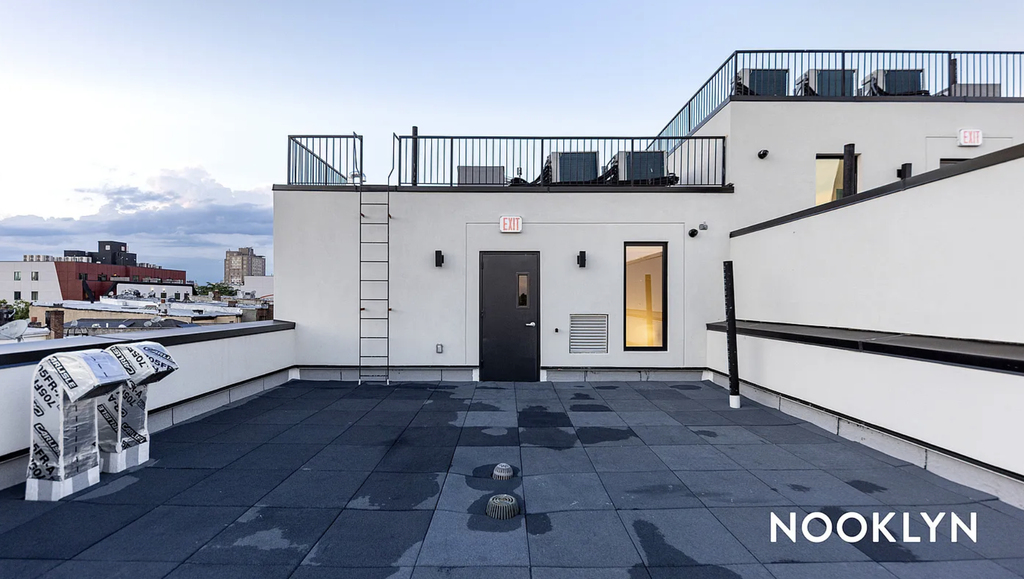589 Knickerbocker Avenue - Photo 3