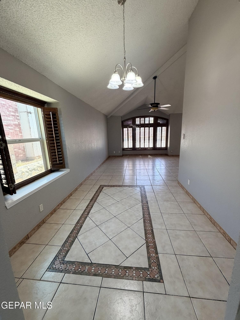 1533 El Greco - Photo 6