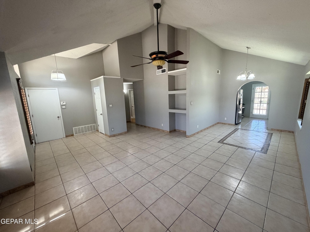 1533 El Greco - Photo 5