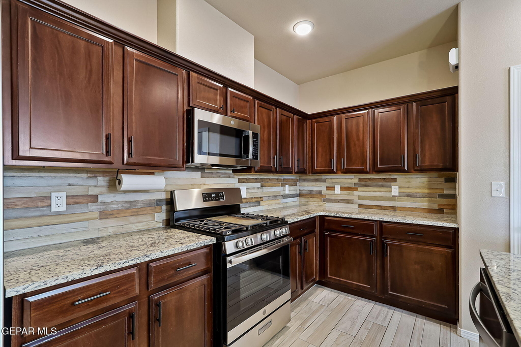 3921 Desert Dunes Drive - Photo 19