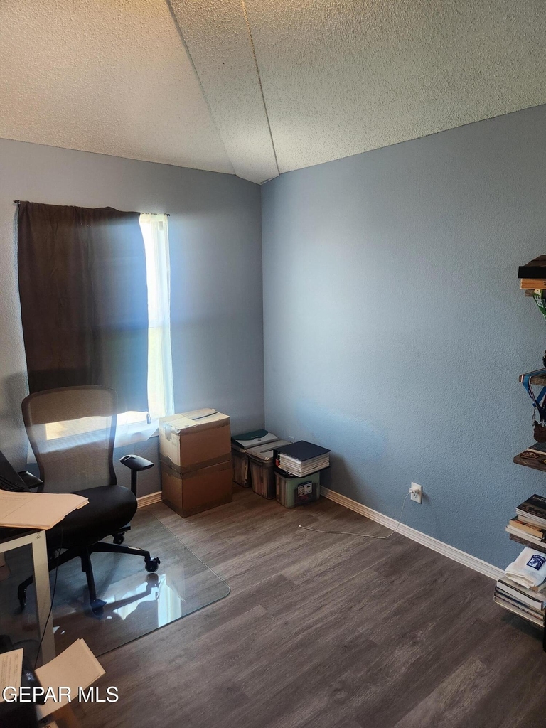 3281 Emerald Point Drive - Photo 11