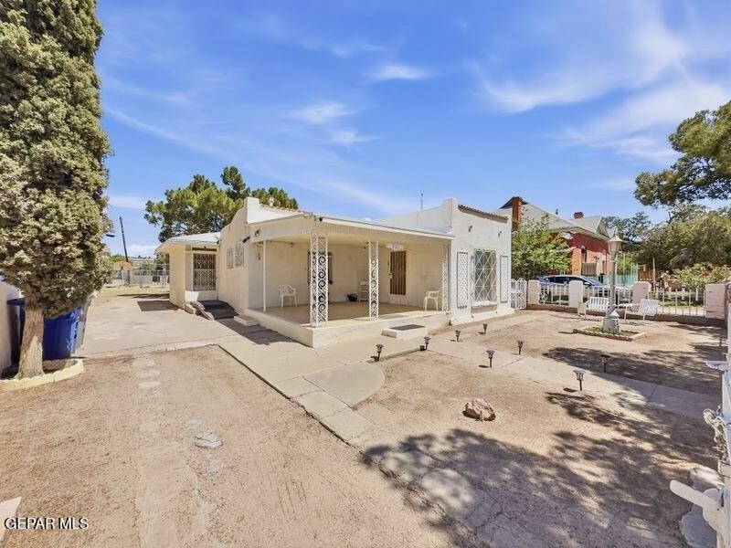 921 Olive Avenue - Photo 2
