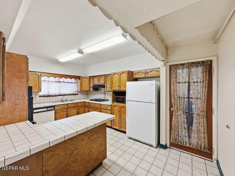921 Olive Avenue - Photo 8