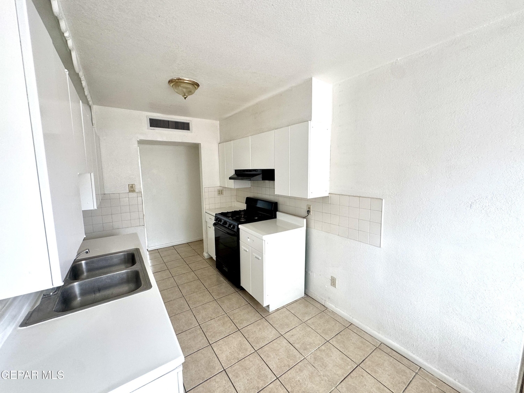 209 San Saba Road - Photo 8