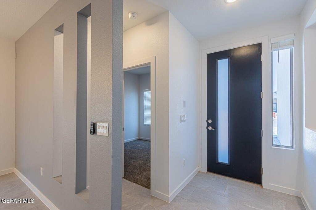 15168 Composition Avenue - Photo 2