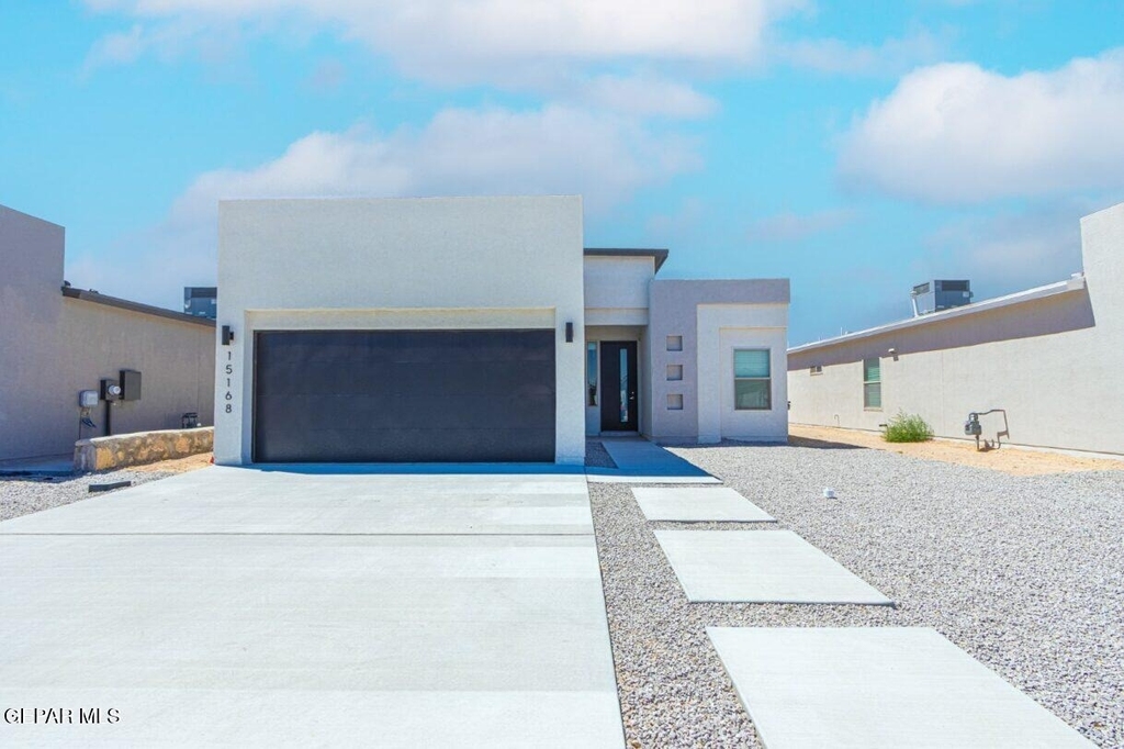15168 Composition Avenue - Photo 0