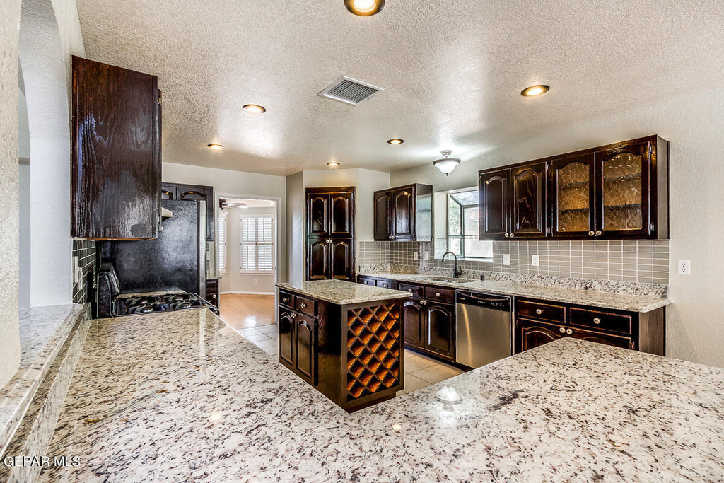 6104 La Posta Drive - Photo 10