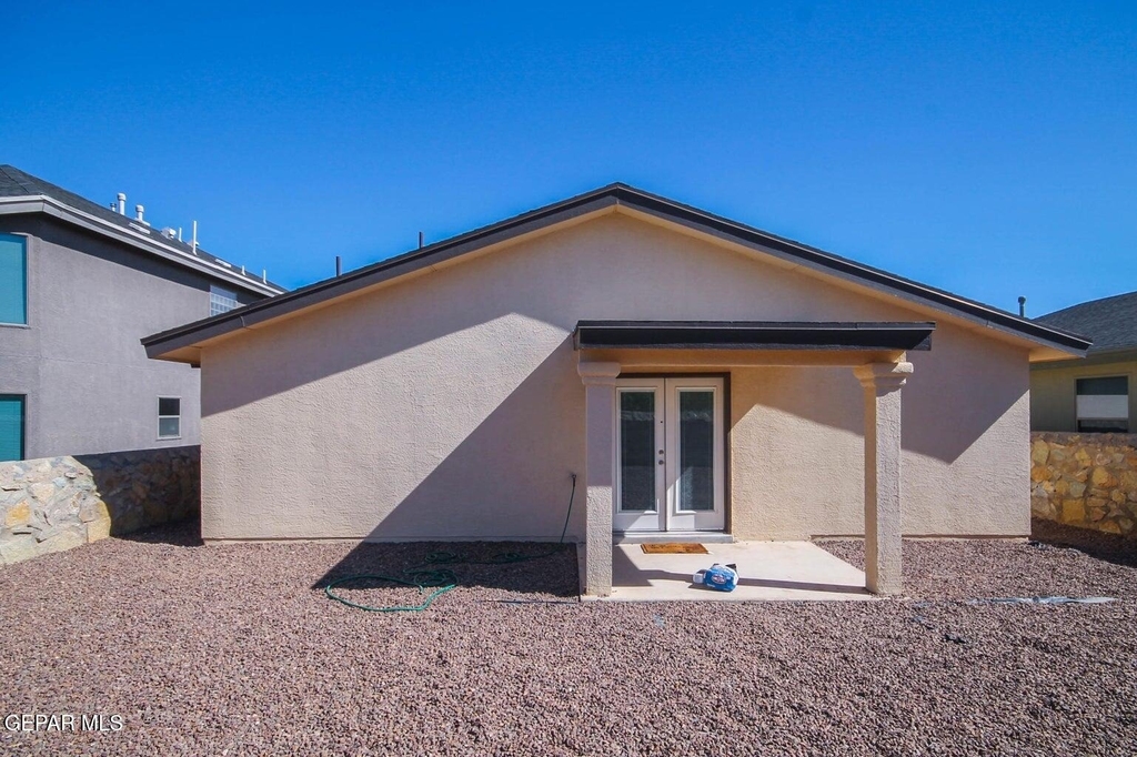 4833 Adrian Campos Street - Photo 4
