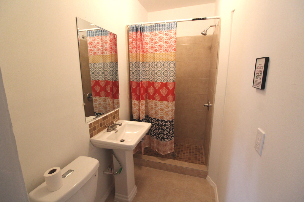 1408 Arizona Avenue - Photo 2