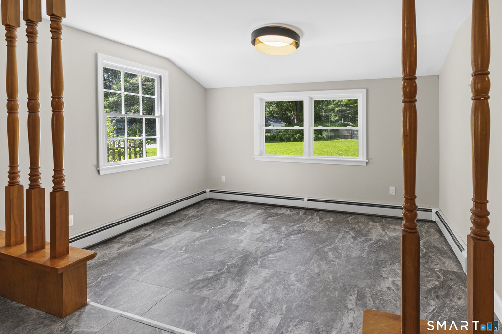 35 Woodland Drive - Photo 7