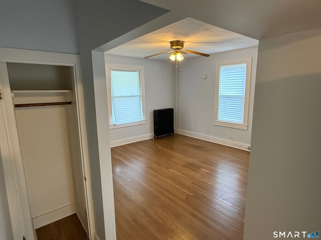 133 Eastern Drive - Photo 2