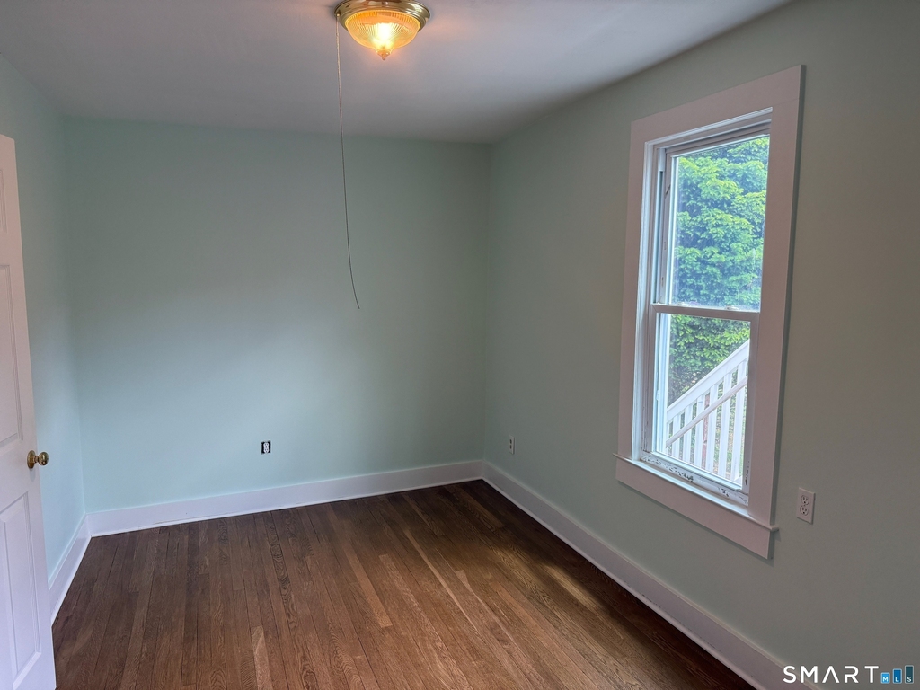 133 Eastern Drive - Photo 9