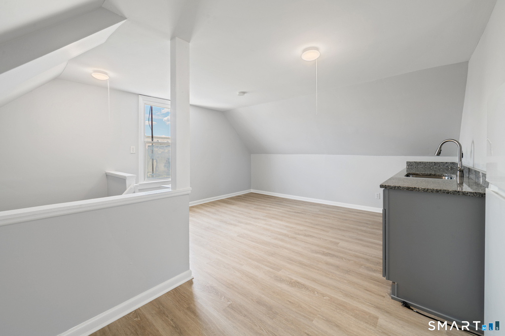 714 B Madison Avenue - Photo 9