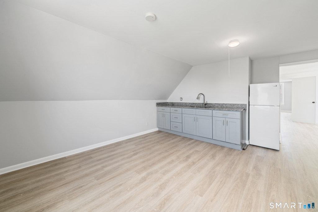 714 B Madison Avenue - Photo 11