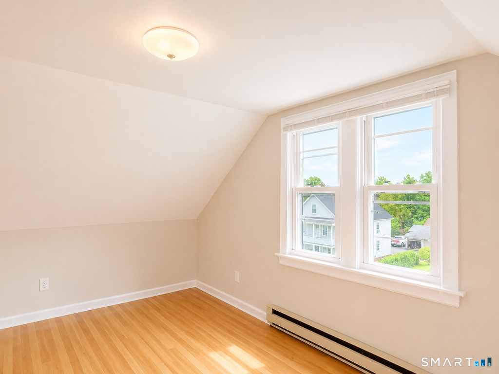 386 Brightwood Avenue - Photo 8
