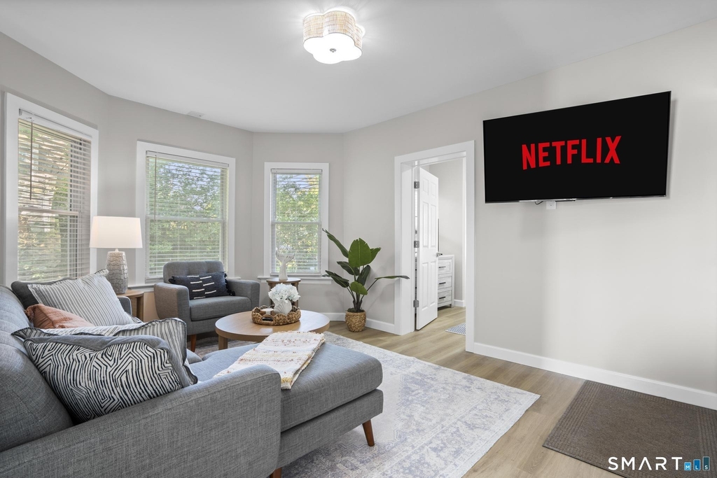 270 Elm Street - Photo 10