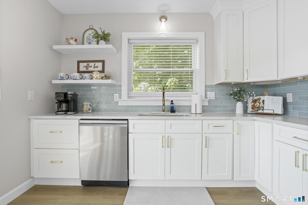 270 Elm Street - Photo 14