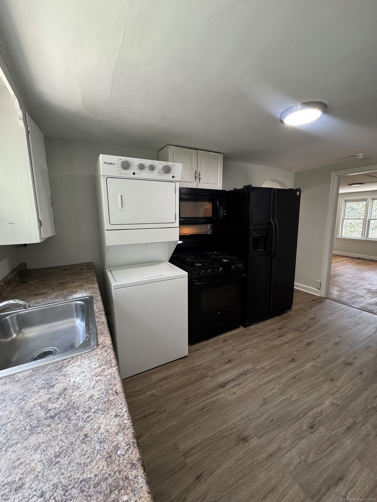 35 Goodyear Street - Photo 3