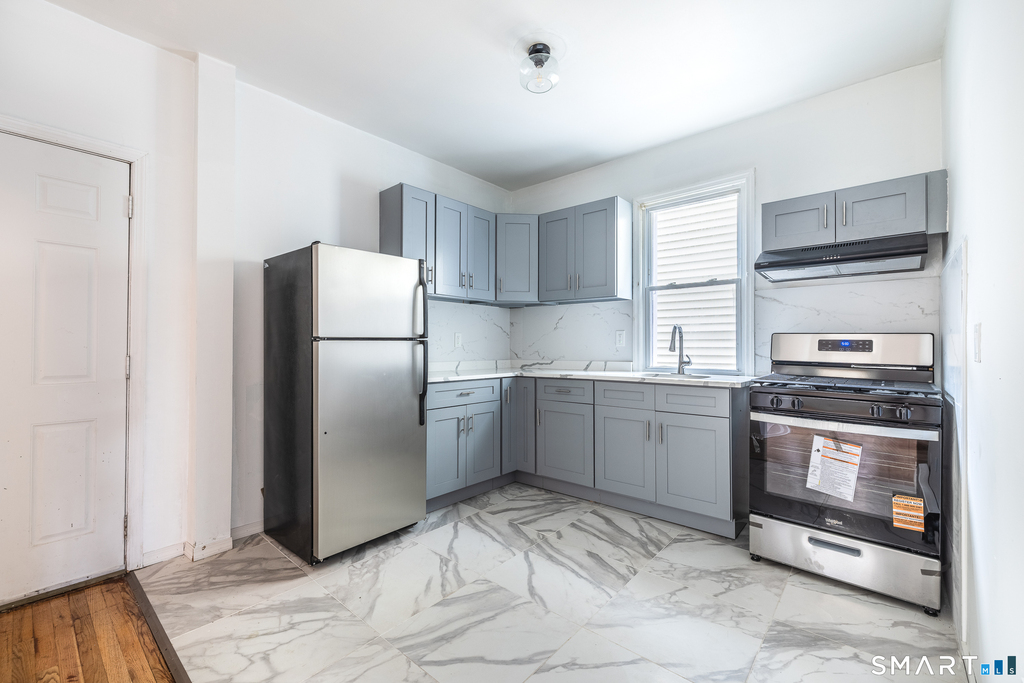 1254 Pembroke Street - Photo 0