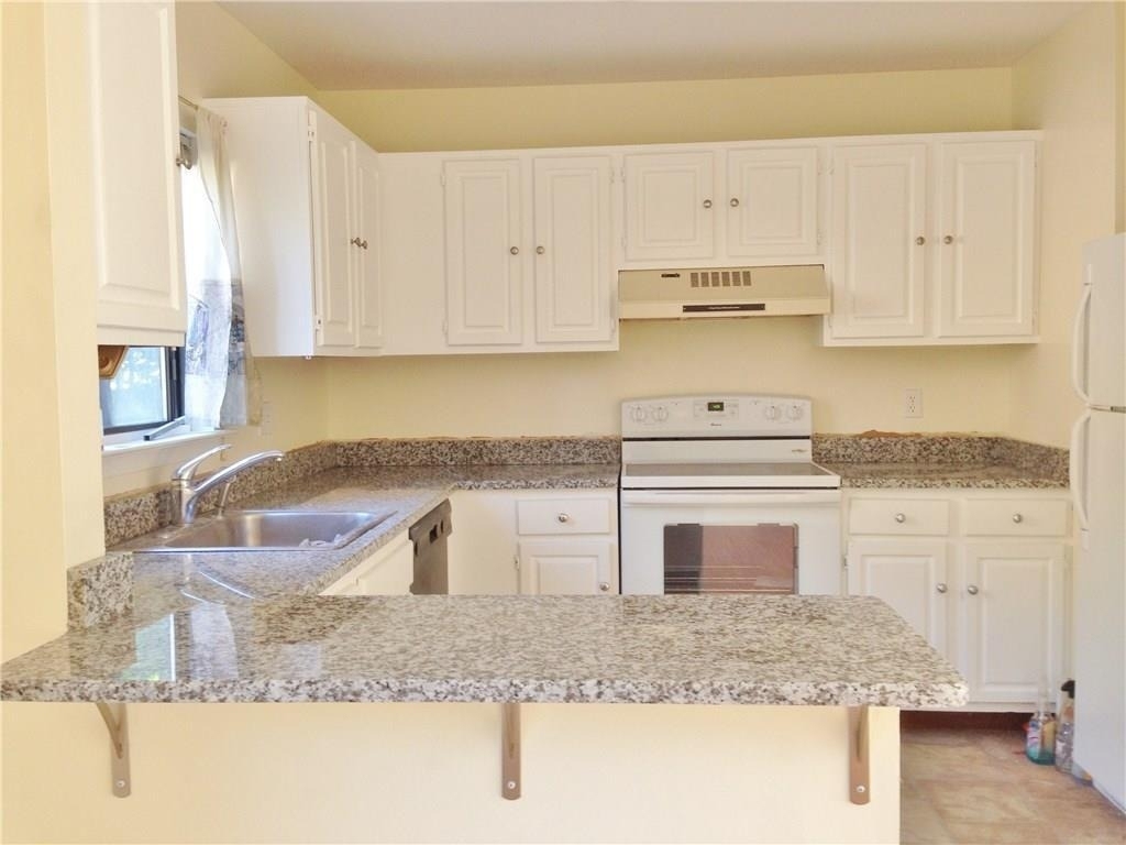 60 Lawn Avenue - Photo 1