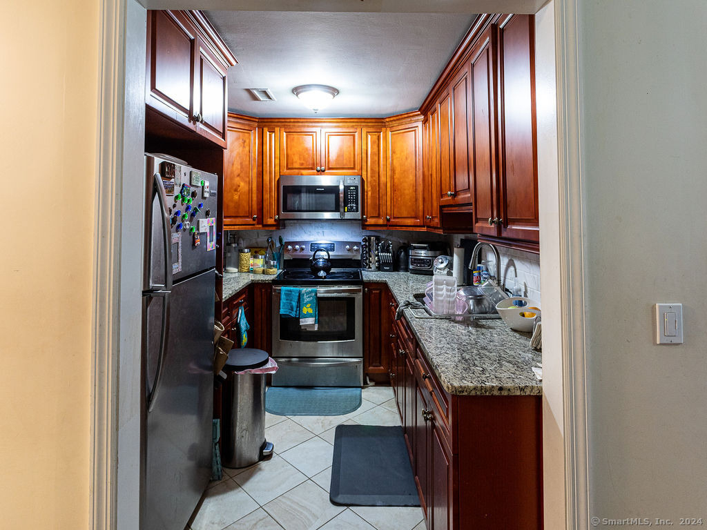 309 Ely Avenue - Photo 7