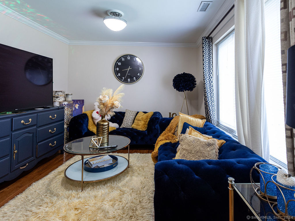 309 Ely Avenue - Photo 2