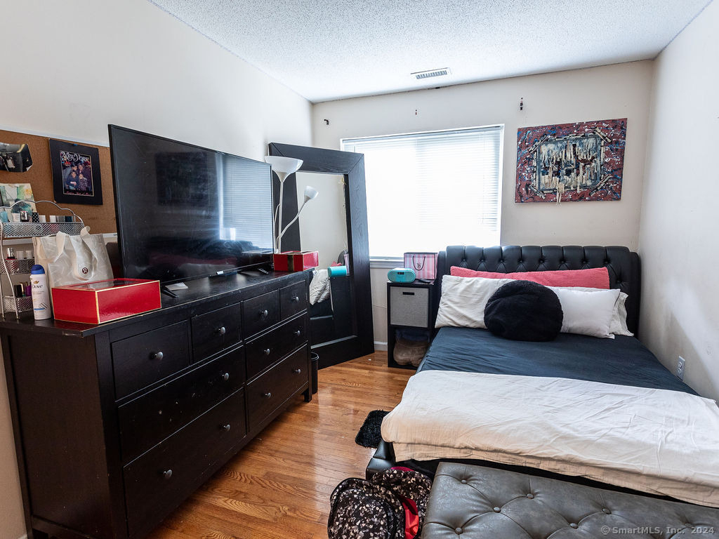 309 Ely Avenue - Photo 15