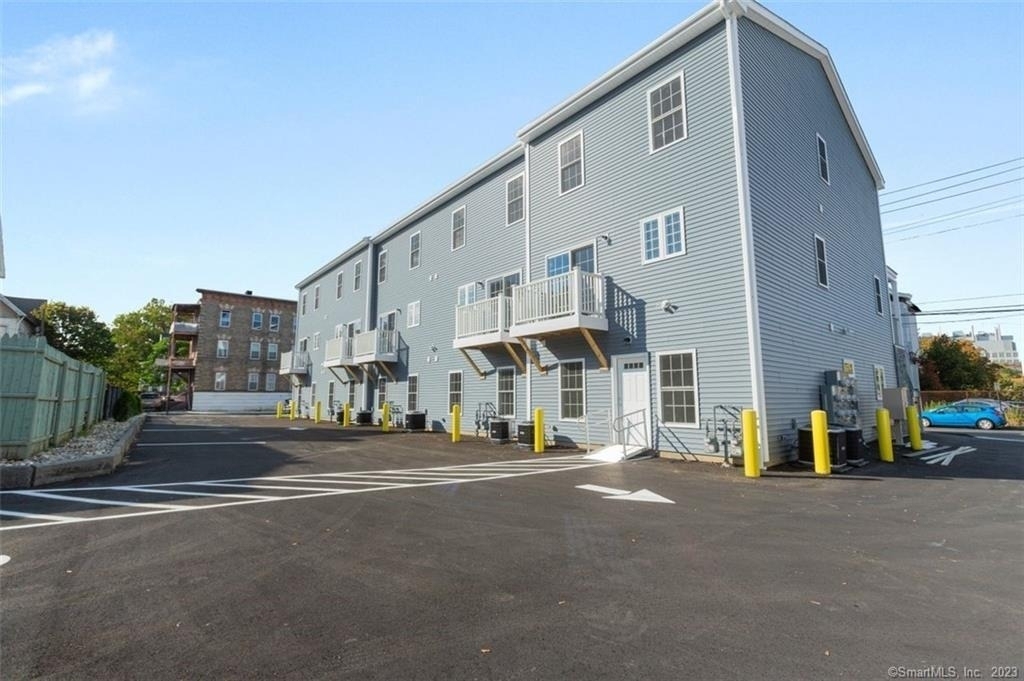 232 Columbus Avenue - Photo 15