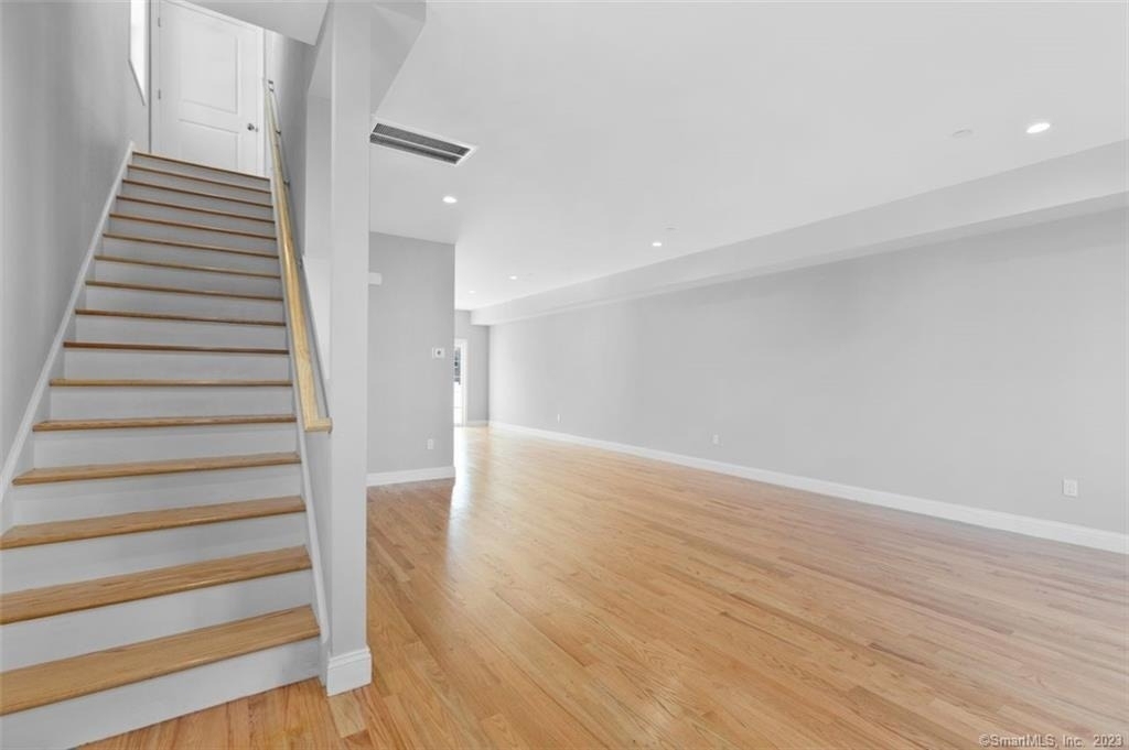 232 Columbus Avenue - Photo 6