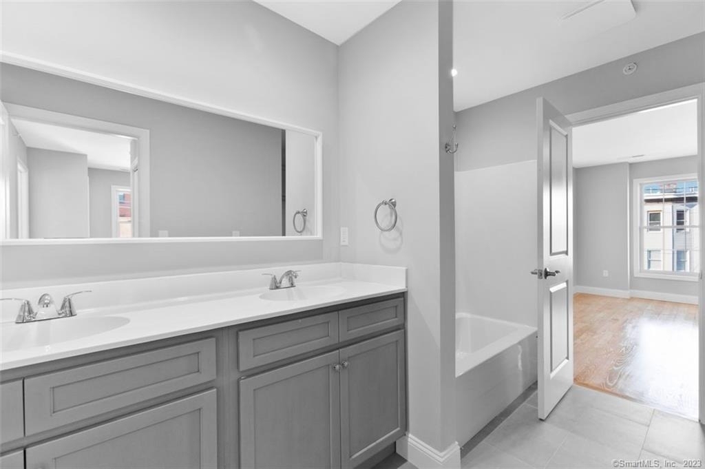 232 Columbus Avenue - Photo 11