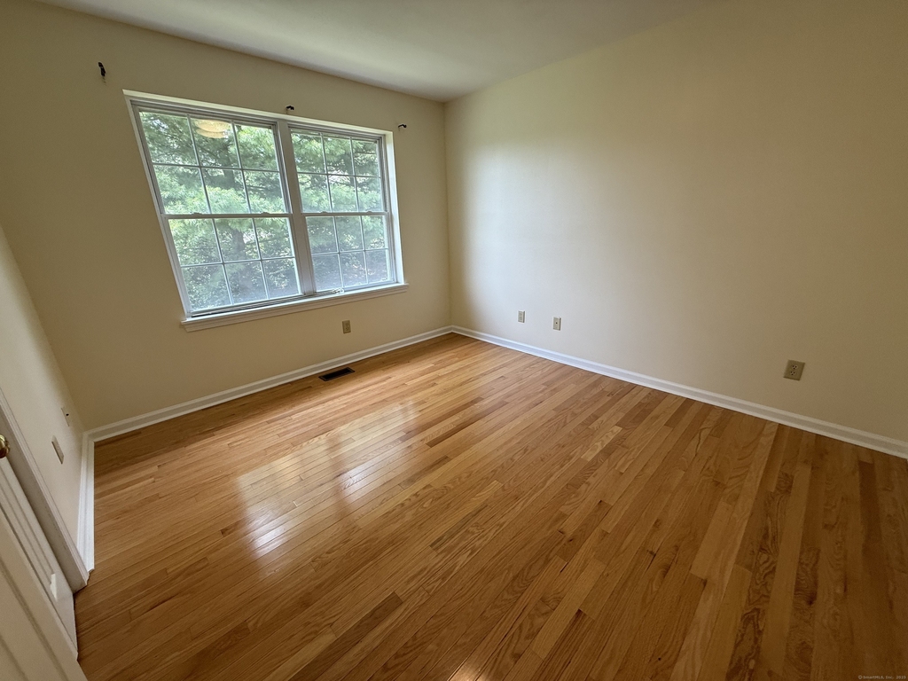 183 Osborn Road - Photo 17